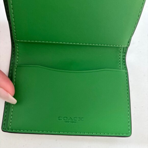 COACH’s LTH TNL HW MCRO WLLT NWOT - Picture 6 of 8